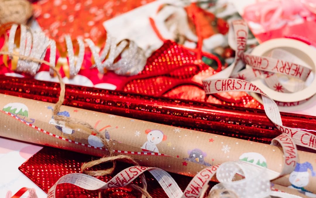 How to Recycle your left over wrapping paper